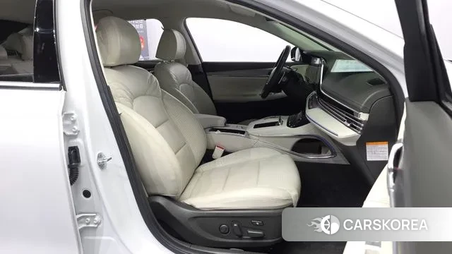 Hyundai The New Grandeur IG Hybrid 2022 Белый из Кореи, фото 2