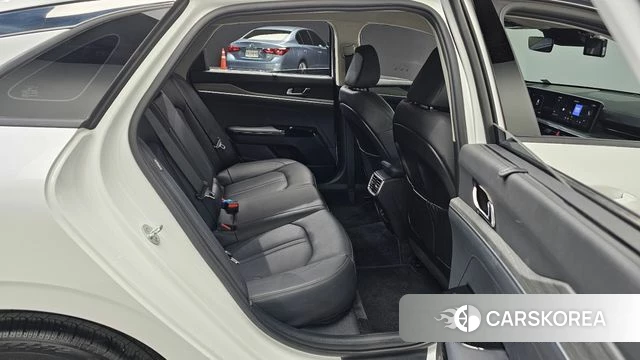 Kia The New K5 3rd generation 2024 Белый из Кореи, фото 2