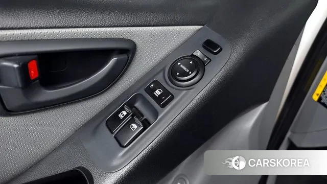 Hyundai The New Grand Starex 2018 Белый из Кореи, фото 2