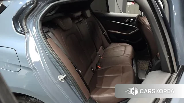 BMW 1 Series (F40) 2021 Серый из Кореи, фото 2