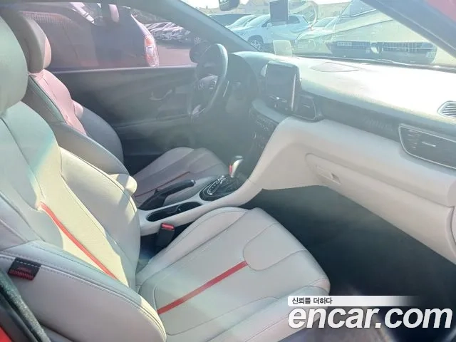 Hyundai Veloster (JS) 2018 Красный из Кореи, фото 2