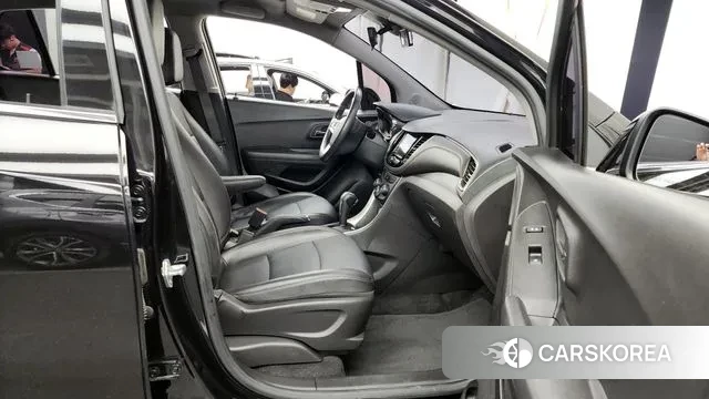 Chevrolet (GM Daewoo) The New Trax 2019 Черный из Кореи, фото 2