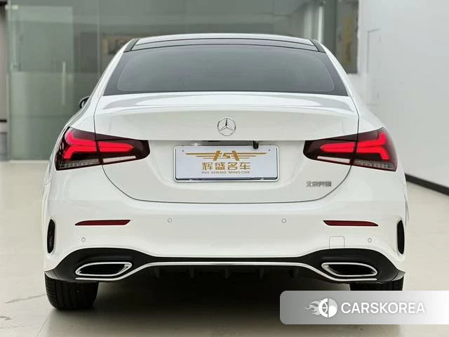 Mercedes-Benz Class A 2022 Белый из Китая, фото 2