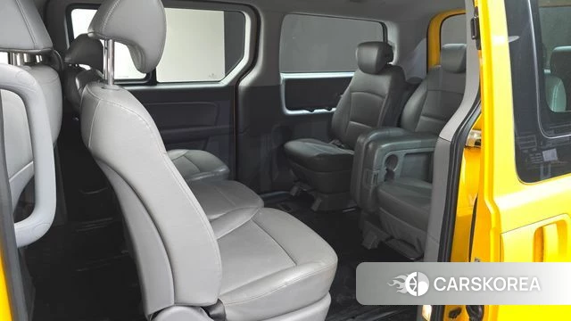 Hyundai The New Grand Starex 2018 Желтый из Кореи, фото 2