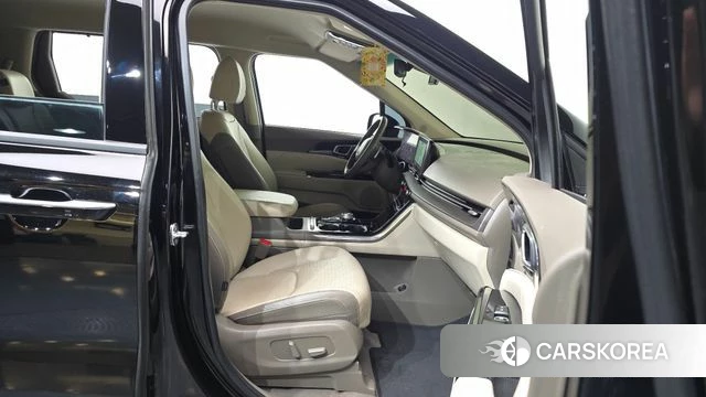 Kia Carnival 4th generation 2022 Черный из Кореи, фото 2