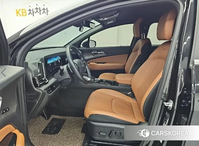 Kia Sportage 5th Generation Hybrid 2024 Черный из Кореи, фото 2
