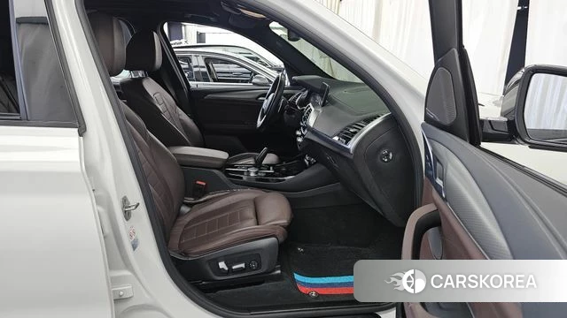 BMW X3 (G01) 2021 Белый из Кореи, фото 2