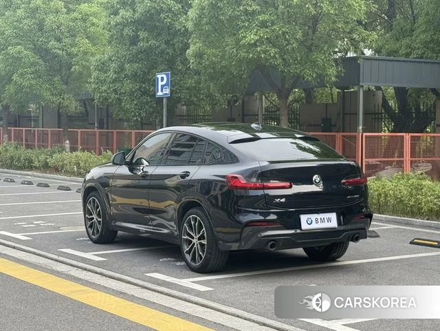 BMW X4 2021 Черный из Китая, фото 2