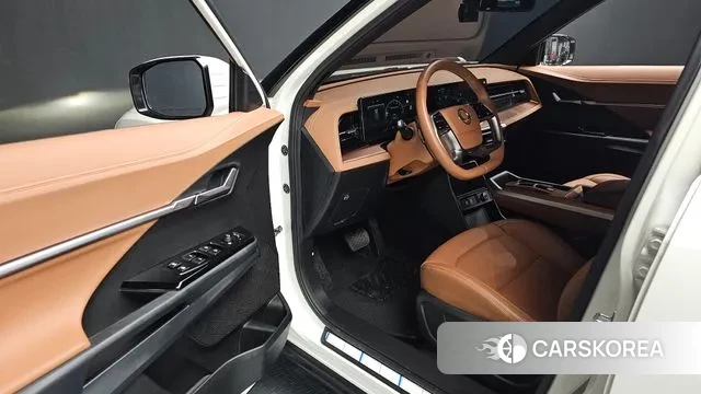 Ssangyong The New Torres 2024 Белый из Кореи, фото 2