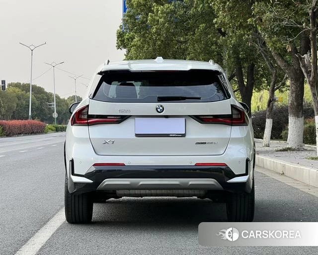 BMW X1 2024 Белый из Китая, фото 2