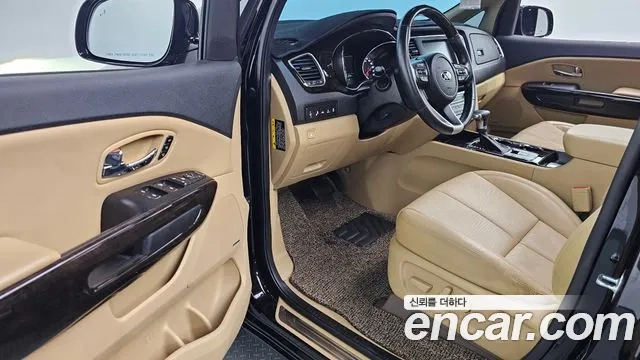 Kia The New Carnival 2019 Черный из Кореи, фото 2