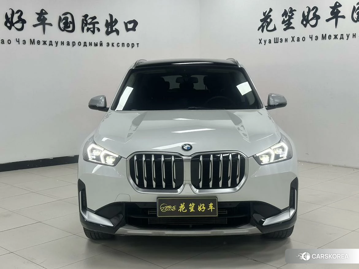 BMW X1 2023 Белый из Китая, фото 2