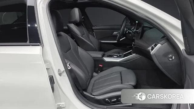 BMW 3 Series (G20) 2025 Белый из Кореи, фото 2