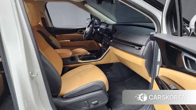 Kia Carnival 4th generation 2022 Белый из Кореи, фото 2