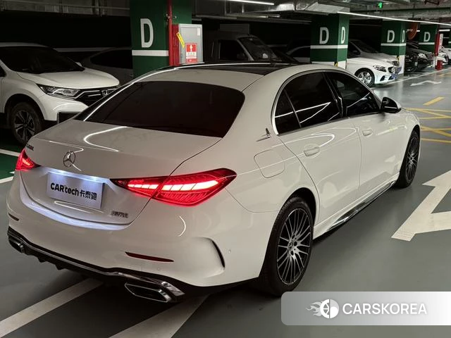 Mercedes-Benz Class C 2022 Белый из Китая, фото 2