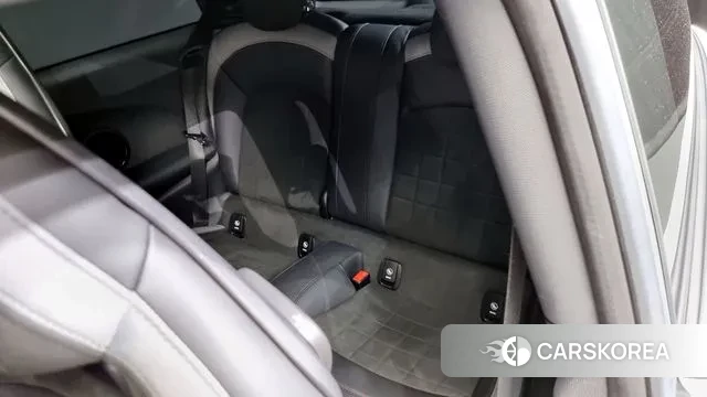 Mini Cooper S 2022 Белый из Кореи, фото 2