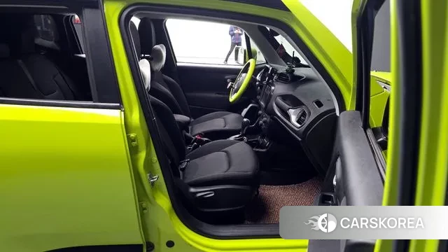 Jeep Renegade 2018 Светло-зеленый из Кореи, фото 2