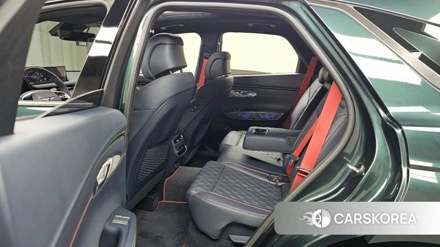 Genesis GV70 2021 Зеленый из Кореи, фото 2