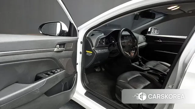 Hyundai The New Avante AD 2019 Белый из Кореи, фото 2