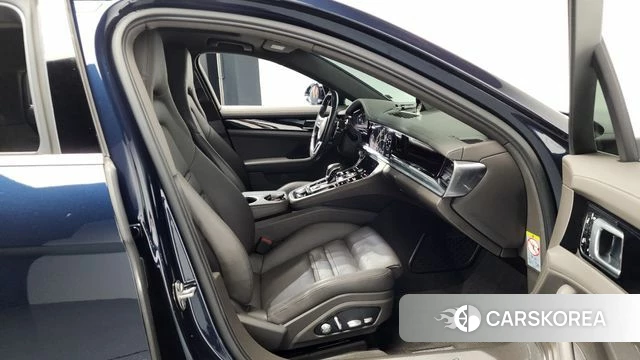 Porsche Panamera (971) 2019 Синий из Кореи, фото 2