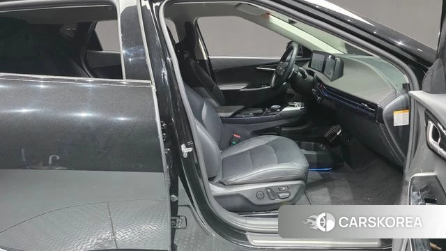 Kia EV6 2023 Черный из Кореи, фото 2