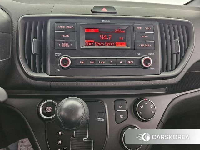 Kia The New Kia Ray 2022 Белый из Кореи, фото 2