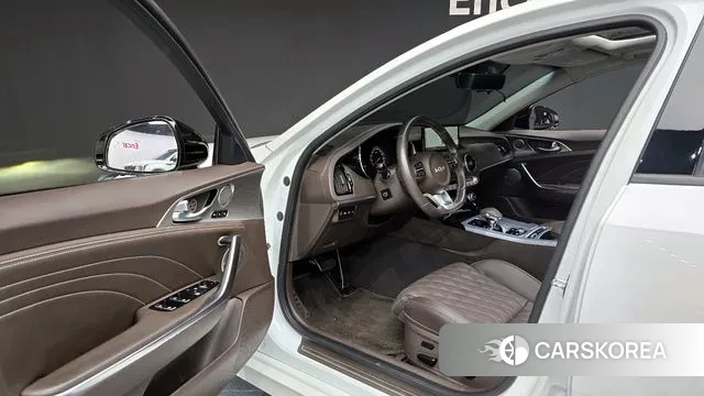 Kia Stinger Meister 2022 Белый из Кореи, фото 2