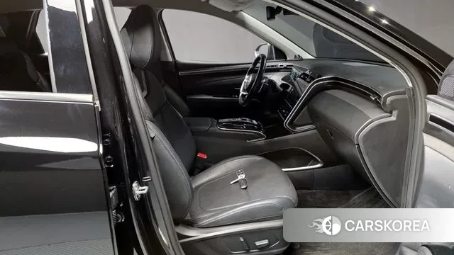 Hyundai Tucson (NX4) 2021 Черный из Кореи, фото 2