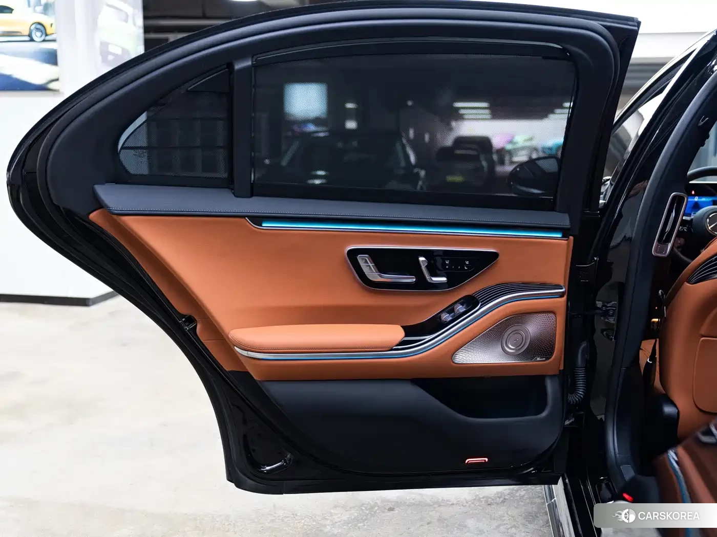 Mercedes-Benz S-Class 2024 Черный из Китая, фото 2