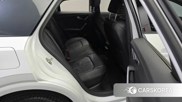 Audi Q2 2023 Белый из Кореи, фото 2