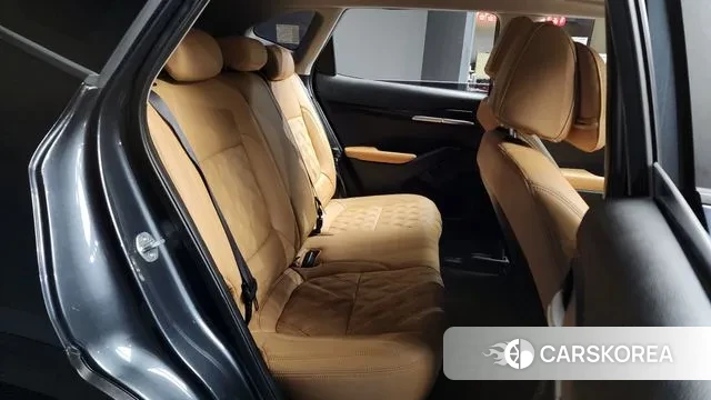 Kia Seltos 2021 Серый из Кореи, фото 2