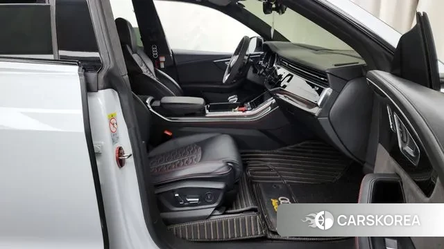 Audi RSQ8 (4M) 2021 Белый из Кореи, фото 2