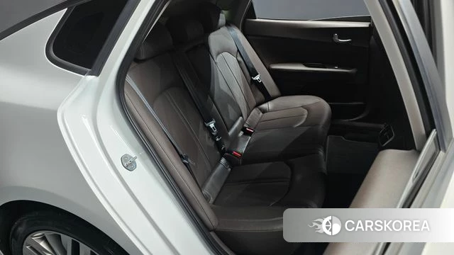 Kia The New K5 2nd generation 2018 Белый из Кореи, фото 2