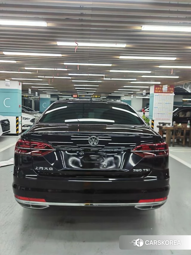 Volkswagen Huiang 2018 Черный из Китая, фото 2