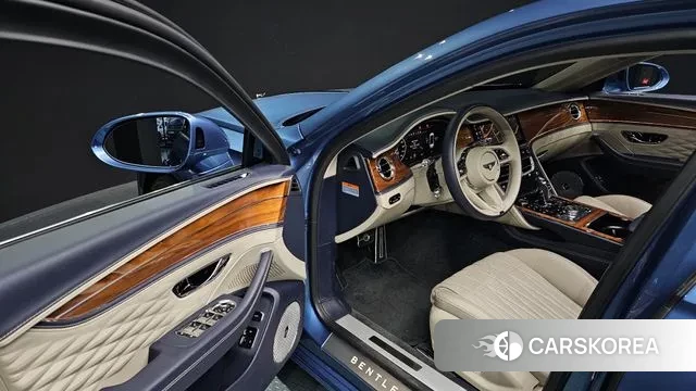 Bentley Flying Spur 3rd Generation 2022 Синий из Кореи, фото 2
