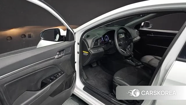 Hyundai The New Avante AD 2019 Белый из Кореи, фото 2