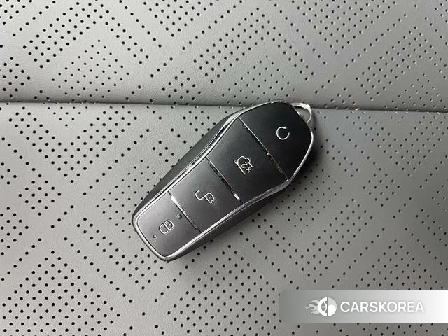 BYD Qin PLUS EV 2026 Белый из Китая, фото 2