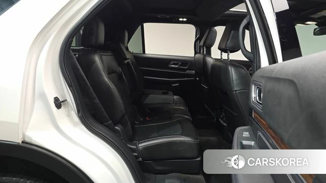Ford Explorer 2018 Белый из Кореи, фото 2