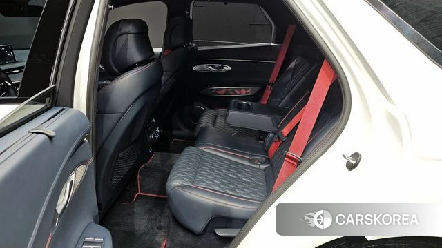 Genesis GV70 2021 Белый из Кореи, фото 2