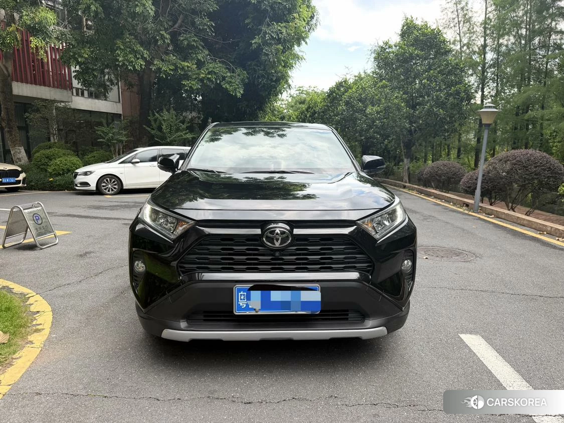 Toyota RAV4 Rongfang 2022 Черный из Китая, фото 2