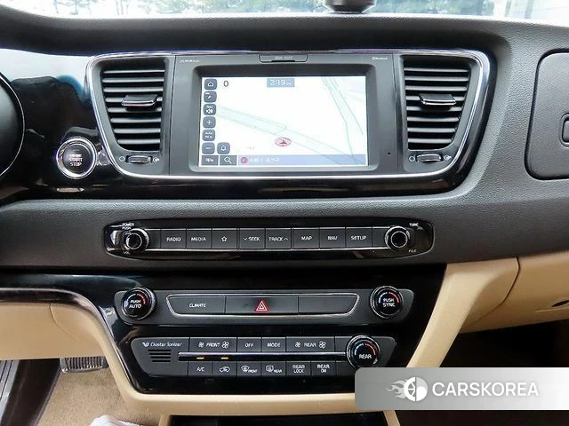 Kia The New Carnival 2019 Черный из Кореи, фото 2