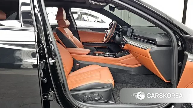 Kia The New K5 3rd generation 2024 Черный из Кореи, фото 2