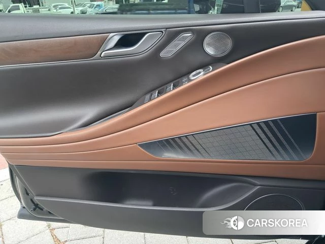 Genesis Electrified G80 (RG3) 2022 Черный из Кореи, фото 2