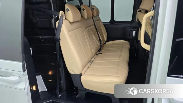 Hyundai Staria 2022 Белый из Кореи, фото 2
