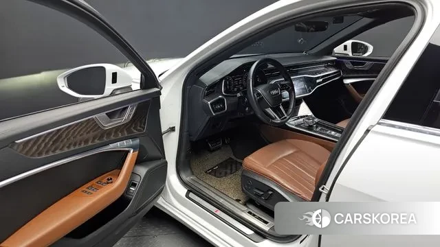 Audi A6 (C8) id 2886333 из Кореи 2