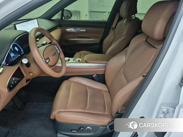 Genesis GV70 2022 Белый из Кореи, фото 2