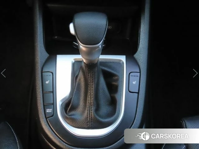 Kia The New K3 2nd generation 2023 Белый из Кореи, фото 2
