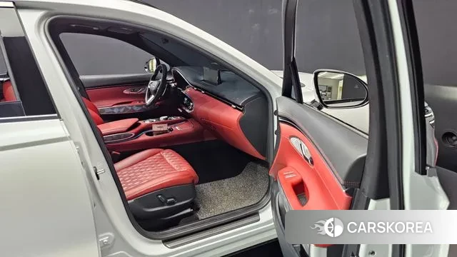 Genesis GV70 2021 Белый из Кореи, фото 2