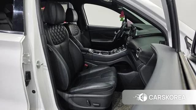 Hyundai The New Santa Fe 2021 Белый из Кореи, фото 2