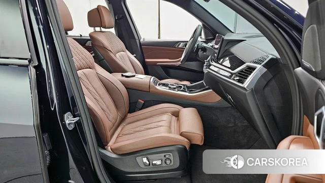BMW X5 (G05) 2025 Черный из Кореи, фото 2
